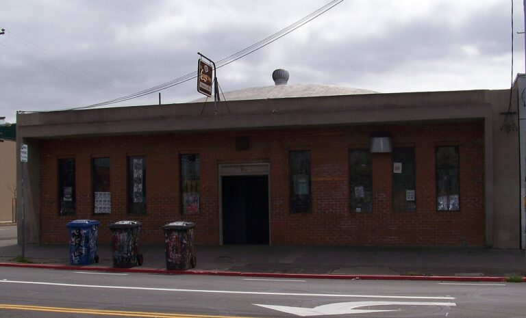 ギルマン（924 Gilman Street）
