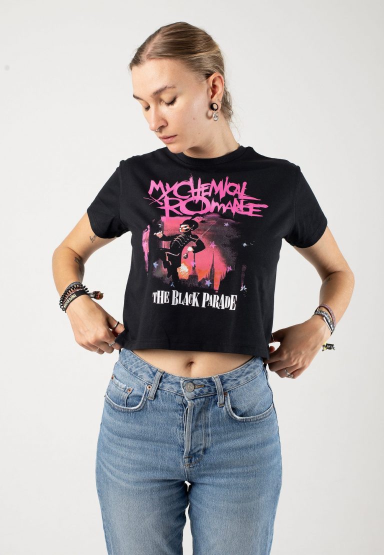 My Chemical Romance March Cropped – T-Shirt T-shirt image